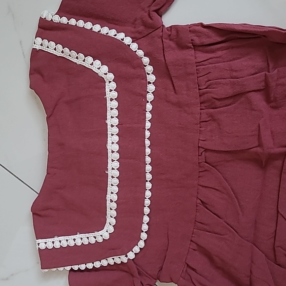 ⚡️BOGO 50% Off⚡️ Baby girl romper with bonnet - Picture 2 of 4